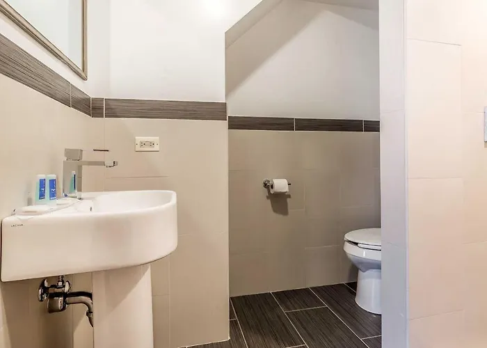 Hotel Rodeway Chicago/evanston 3*
