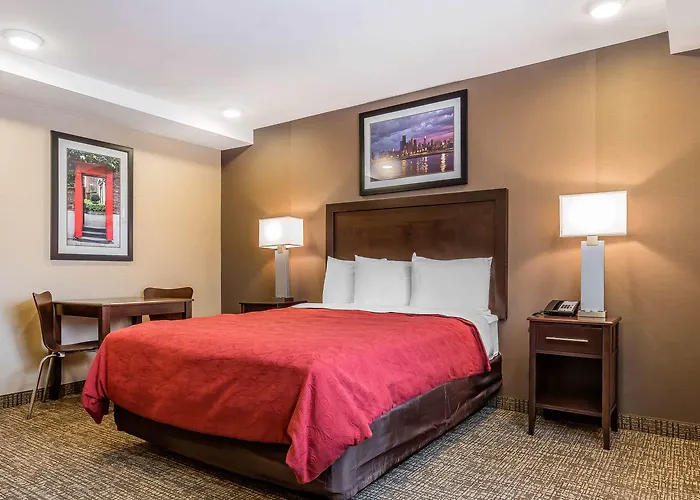 Rodeway Chicago/evanston 3*